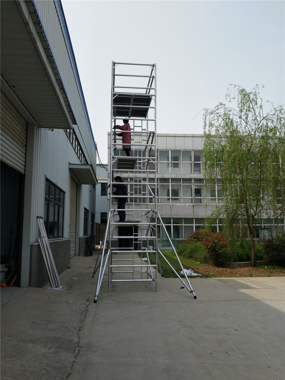精密过滤器滤芯连合致灌拆线停机12小时 药企紧缩空气系统排查记